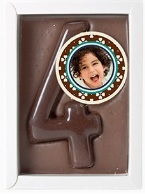 chocolade kaart met cijfer en foto voor verjaardag
